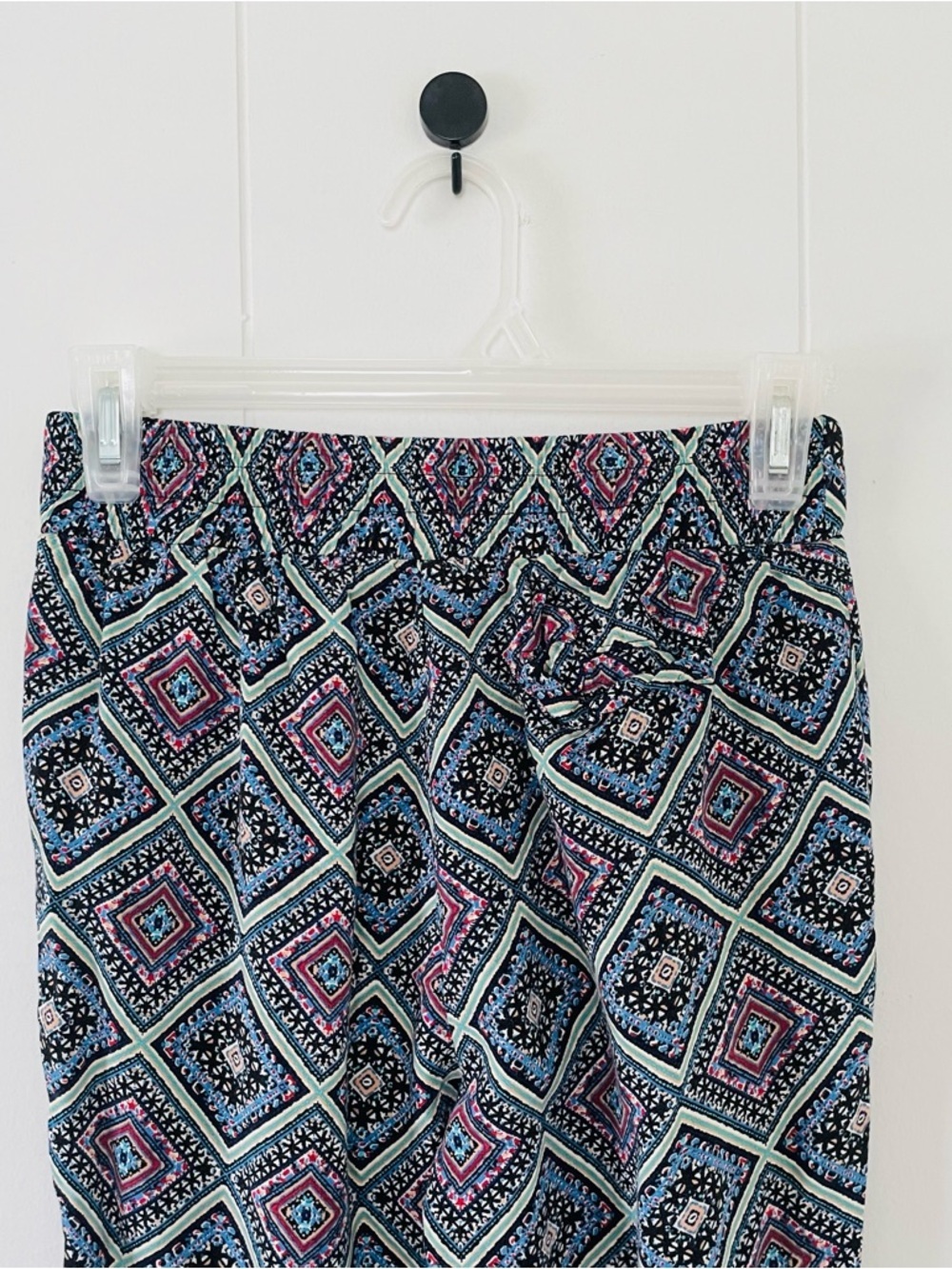 Forever 21 Multicolor Geometric Print Pants - Teal, Navy, Red - Picture 5 of 11